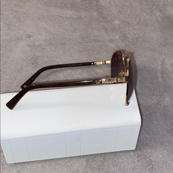 Dior aviator sunnies with Swarovski crystals - Picture 3 of 3